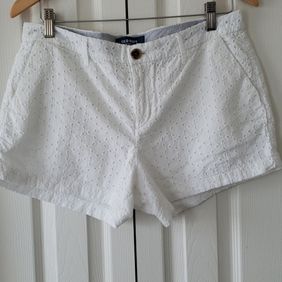 Old Navy White Eyelet Lace Shorts 